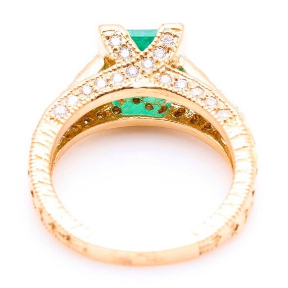 2.60 Ct Emerald & Diamond 14KY Gold Ring